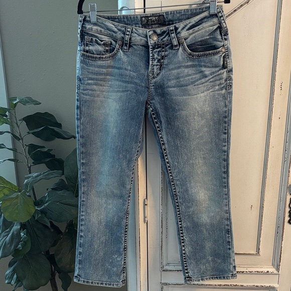 Silver Jeans Pants - Silver Womens Aiko Capri Jeans Size 29 Light Wash Low Rise 22" Inseam